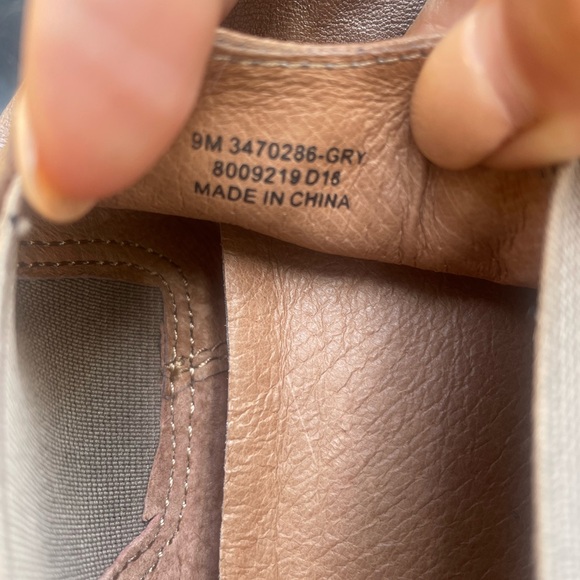 Frye Leather Chelsea Booties Melanie Chelsea Size 9M - Picture 8 of 11